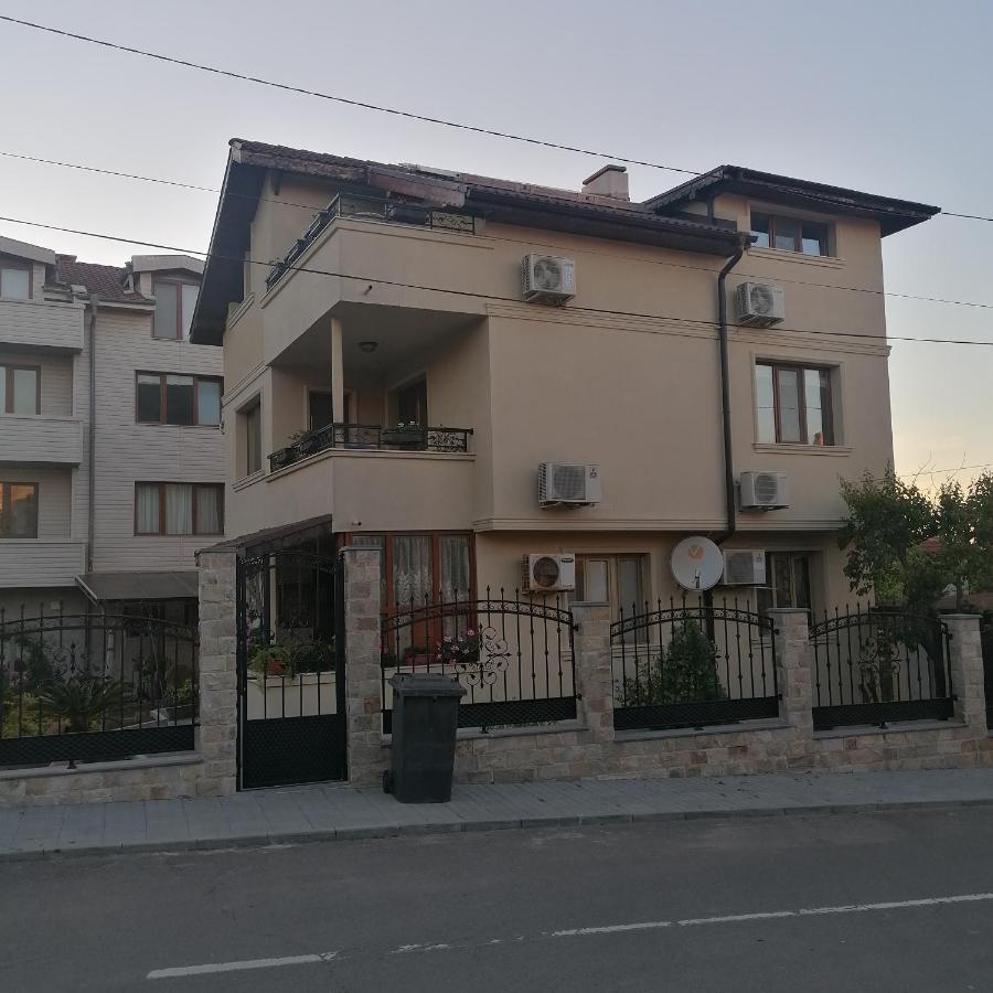 Apartments Dona Černomorec Exteriér fotografie